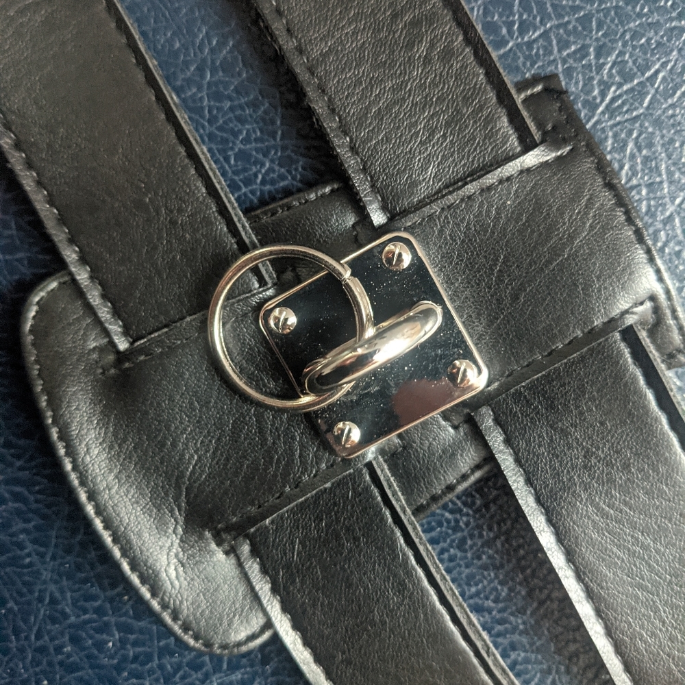 SHOE HARNESSES - Picture 4 of 4